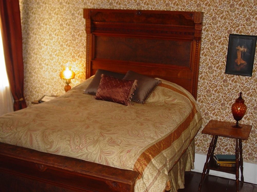 The Historic Hotel Leger Mokelumne Hill Quarto foto